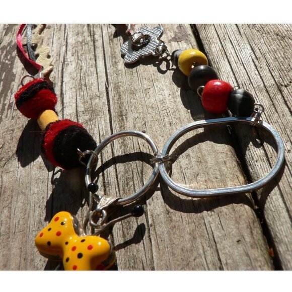 CREATION - Butterfly short necklace ribbon beads - yellow red black - Picture 4 of 5